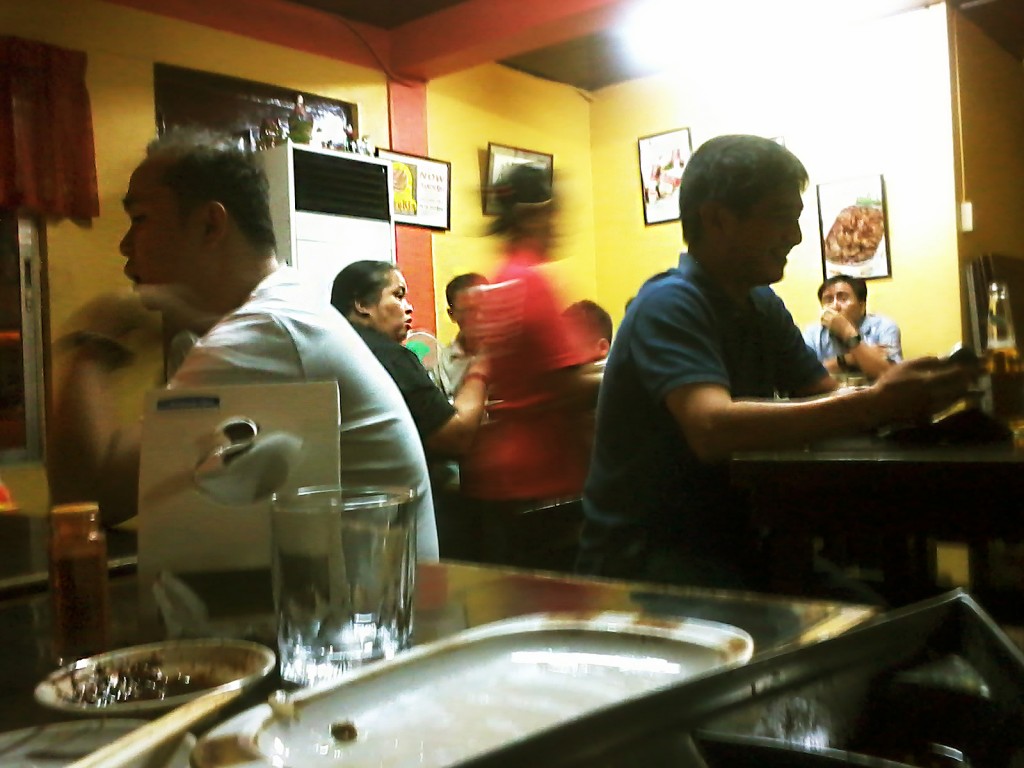 It's a busy night at Suzu Kin Japanese Restaurant.