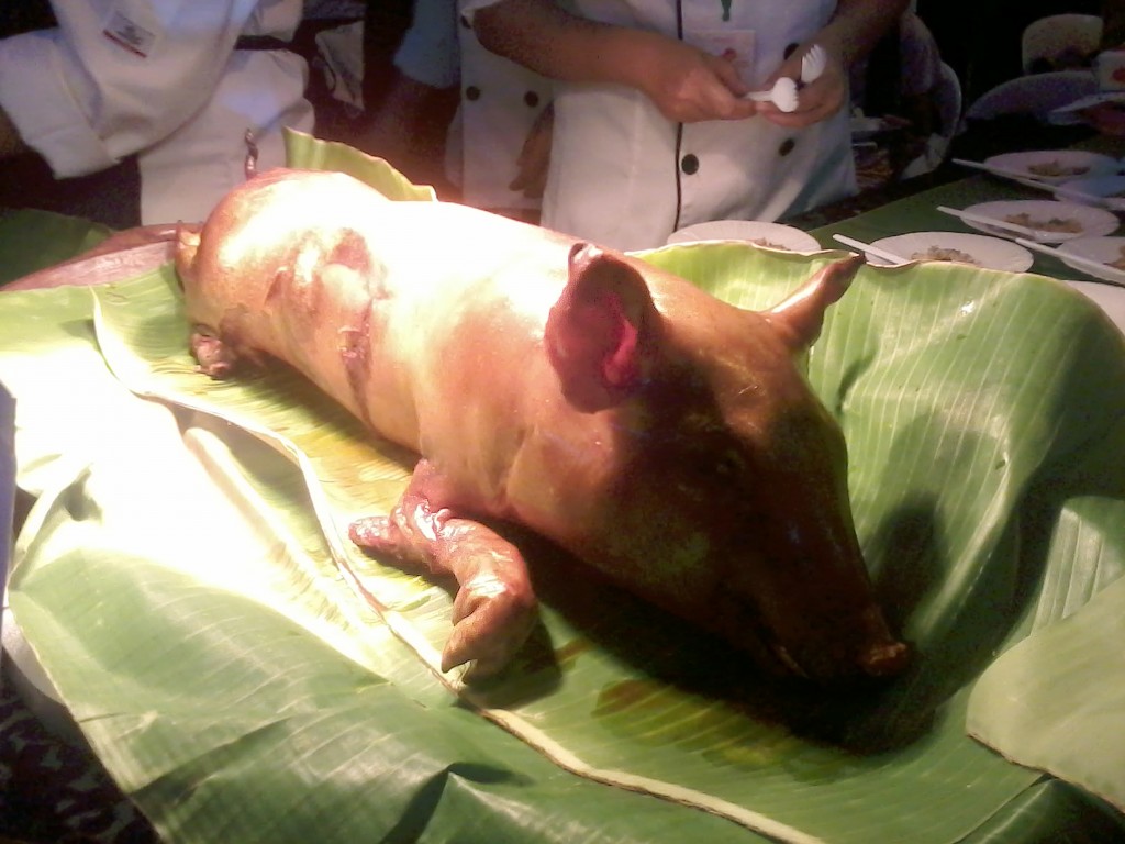 What a delightful pig you are! Pepita's Lechon was a hit! A must-see landmark in the Yummy Eats food trip.