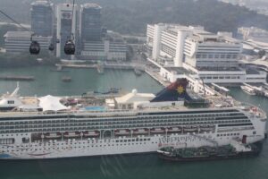 Virgo Star Cruises cable car Sentosa