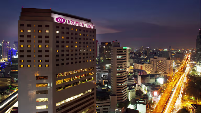 A Mother’s Day in Crowne Plaza Bangkok Lumpini Park