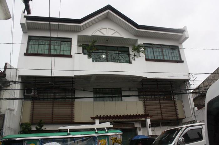 Welcome Home Pensione's facade.