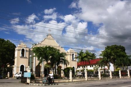 Visita Iglesia in Bacolod and Bago | First-Time Travels