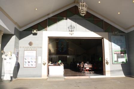 A closer look of the facade.