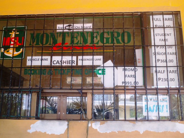 The window at the Montenegro ticketing office.