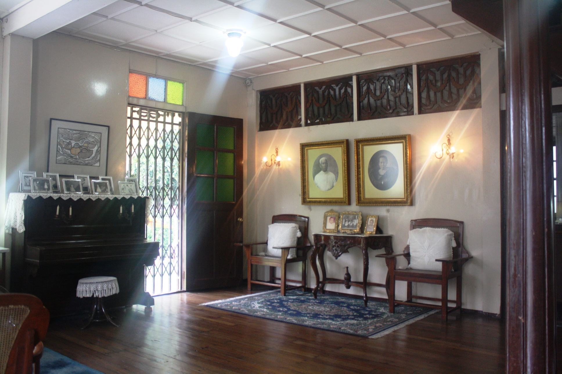 The receiving area of the house.