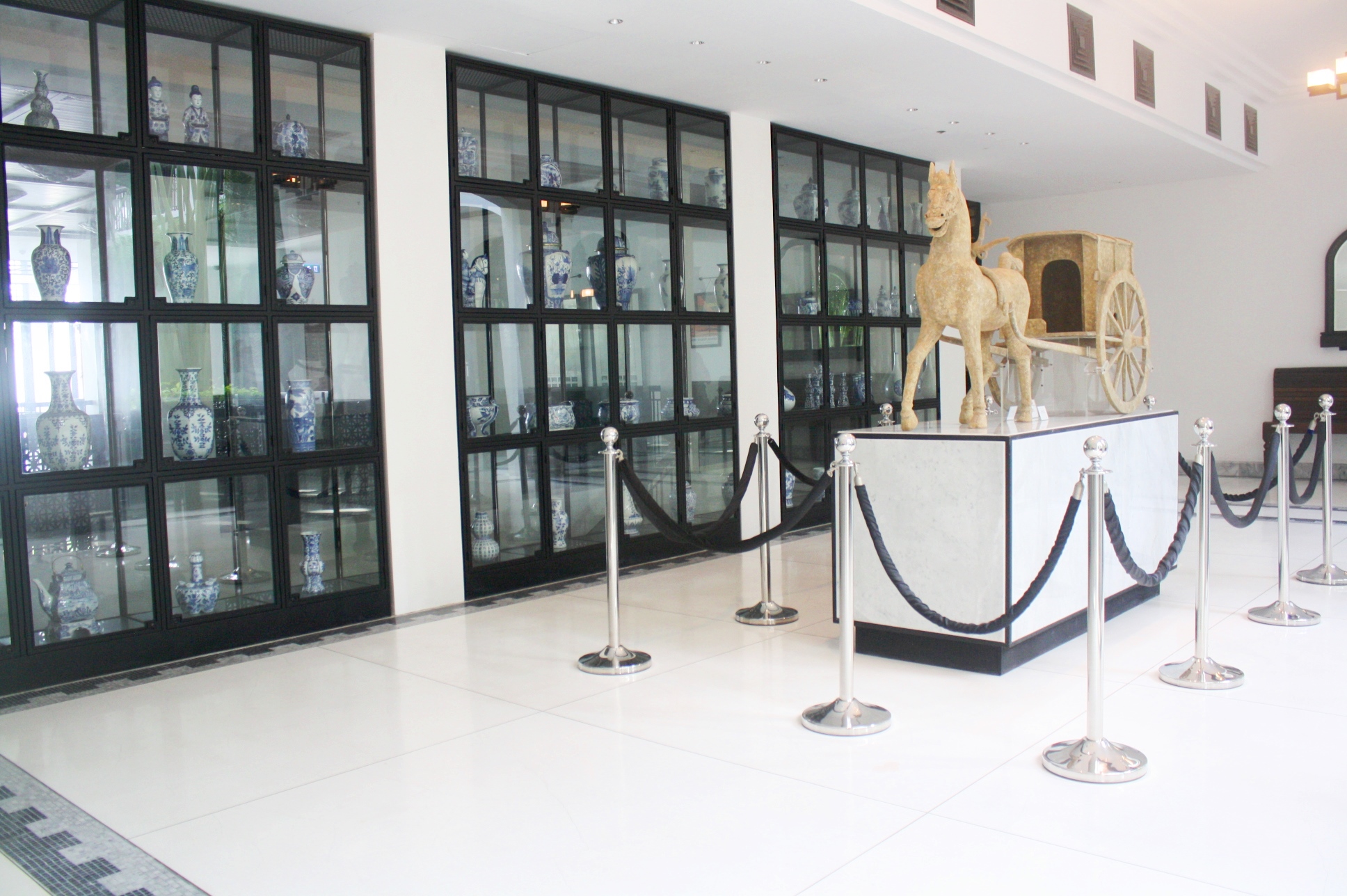 The antiques on display.