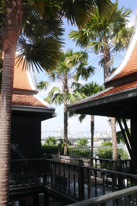 The upper part is air-conditioned and has a great view of the bridge.