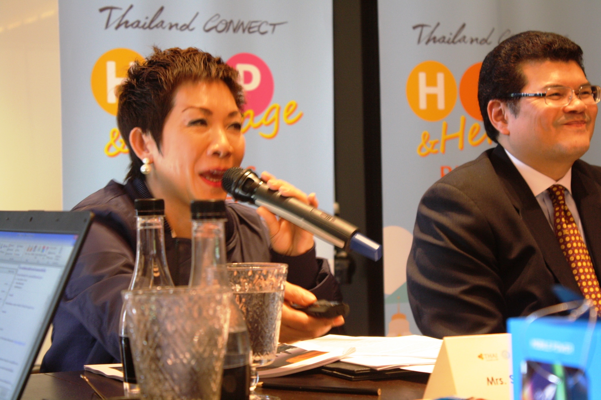 Mrs. Supawan Teererat during the press con.