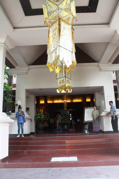 The main entrance of Siripanna Villa Resort and Spa.