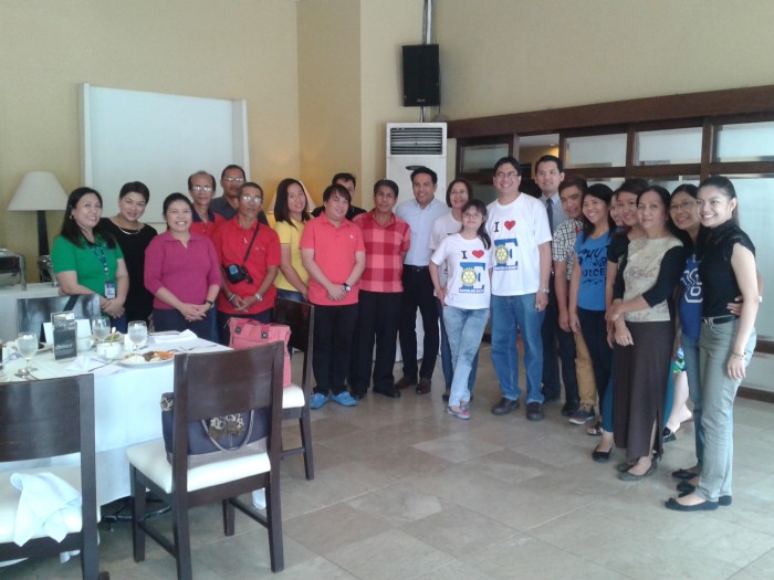 Bacolod journalists who joined the lunch by SMX with Brina Kei Maxino, Asia's envoy to Special Olympics Global Youth Activation Summit, who was recently honored by Pres. Obama at the White House.