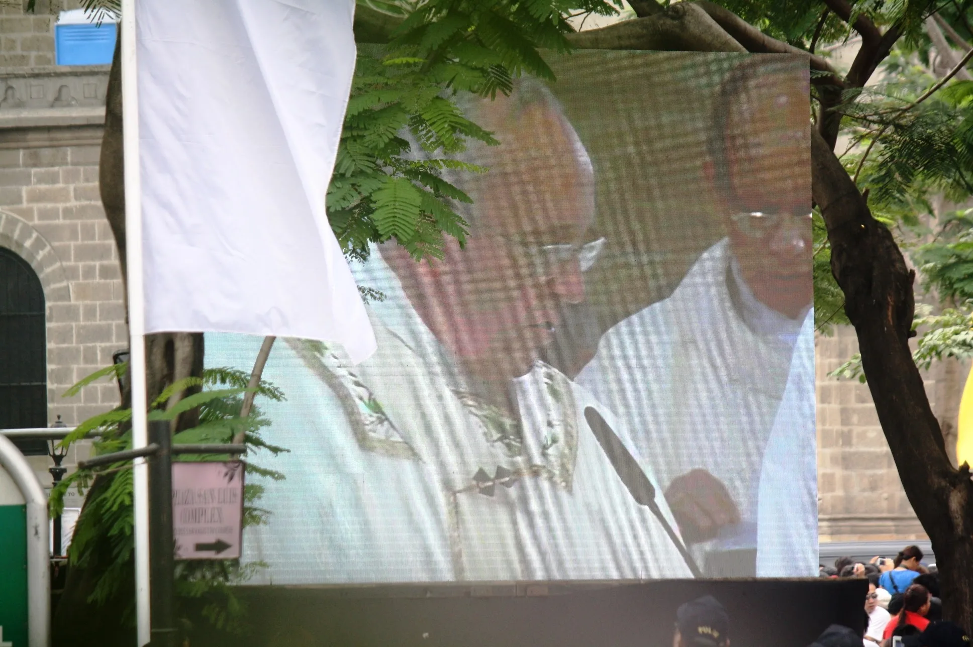My Papal Visit Experience: Seeing Pope Francis in 2015