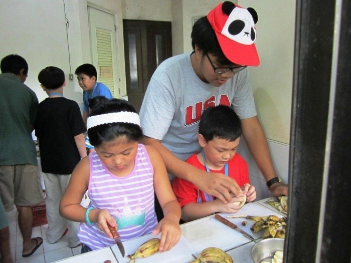 The Junior Zookeeper Workshop. This photo is from the NFEFI-BCC.