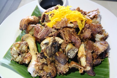 My favorite among the food items was the krispy pata.