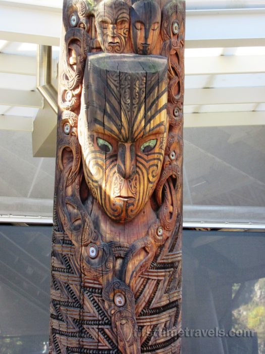 Maori wood carving