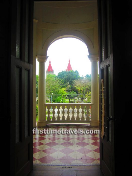 Molo Mansion