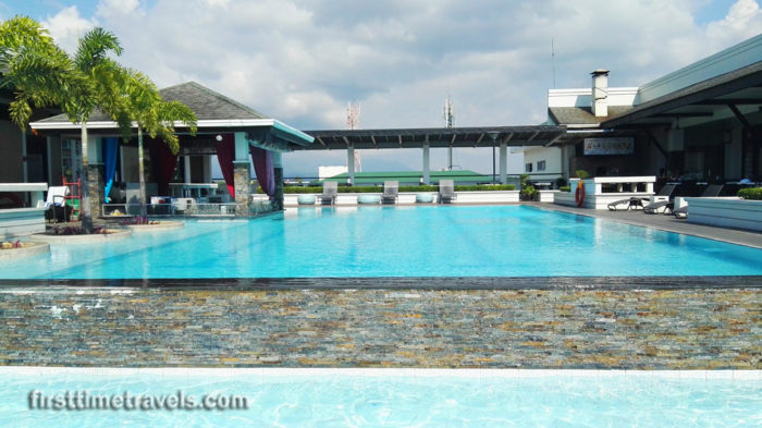 L'Fisher Chalet Swimming Pool