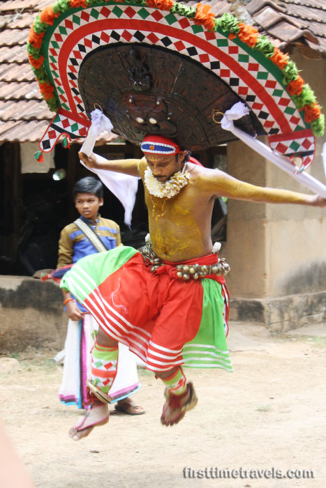 Poothan and Thira Kerala Blog Express