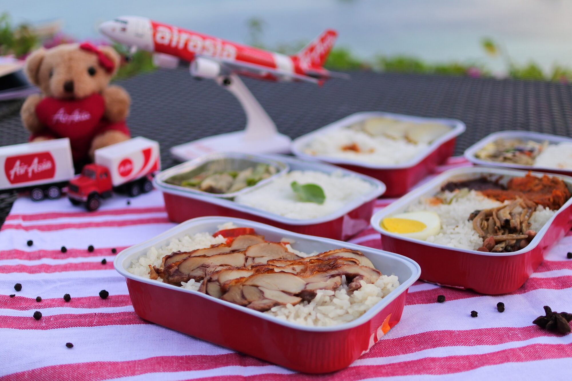AirAsia hot meals