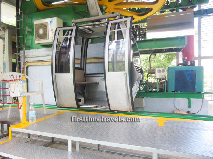 Cable car to Guia Fortress