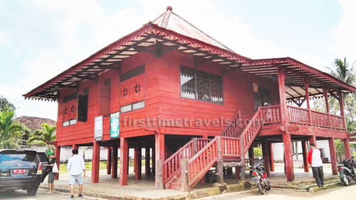 Kencana Lapus Traditional House