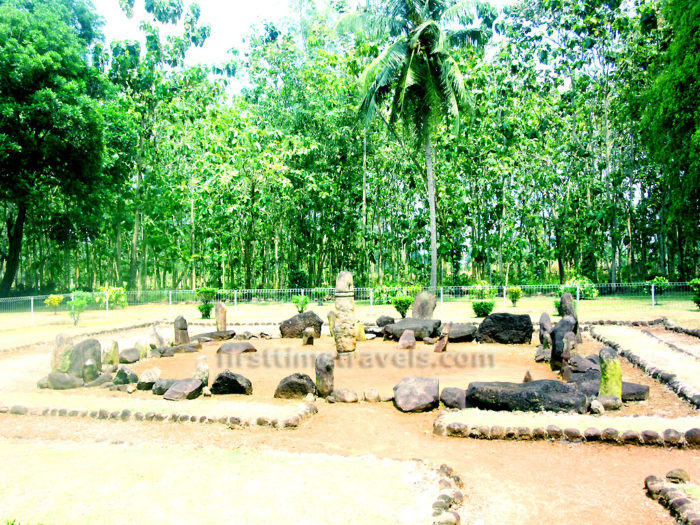 Taman Purbakala Pugung Raharjo